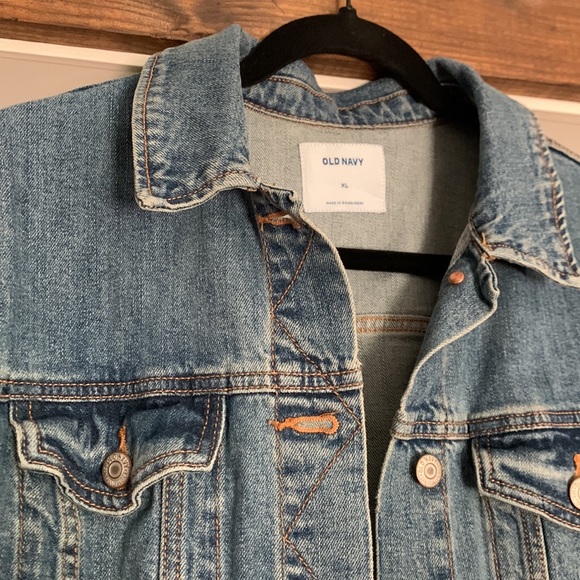 Old Navy Button Up Denim Jacket Size XL - Picture 2 of 4